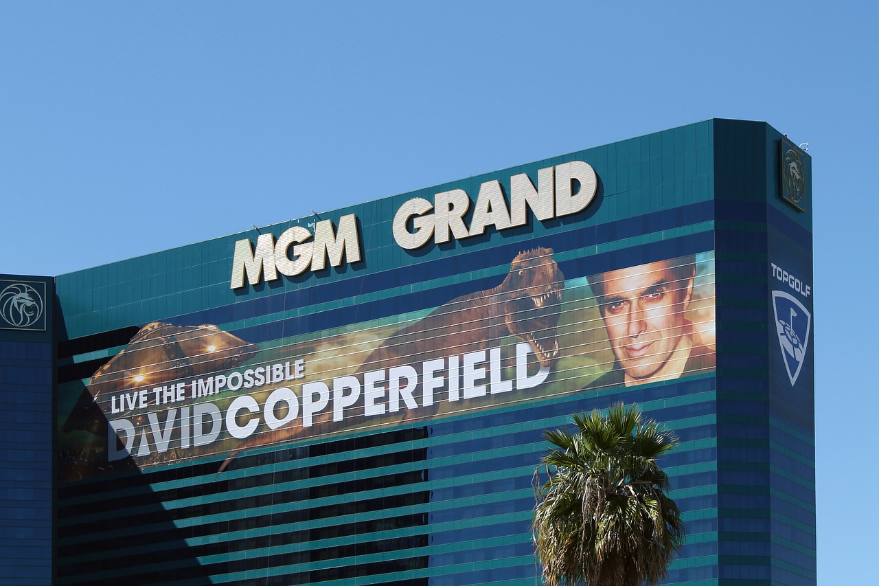 las vegas  mgm grand  david copperfield free photo