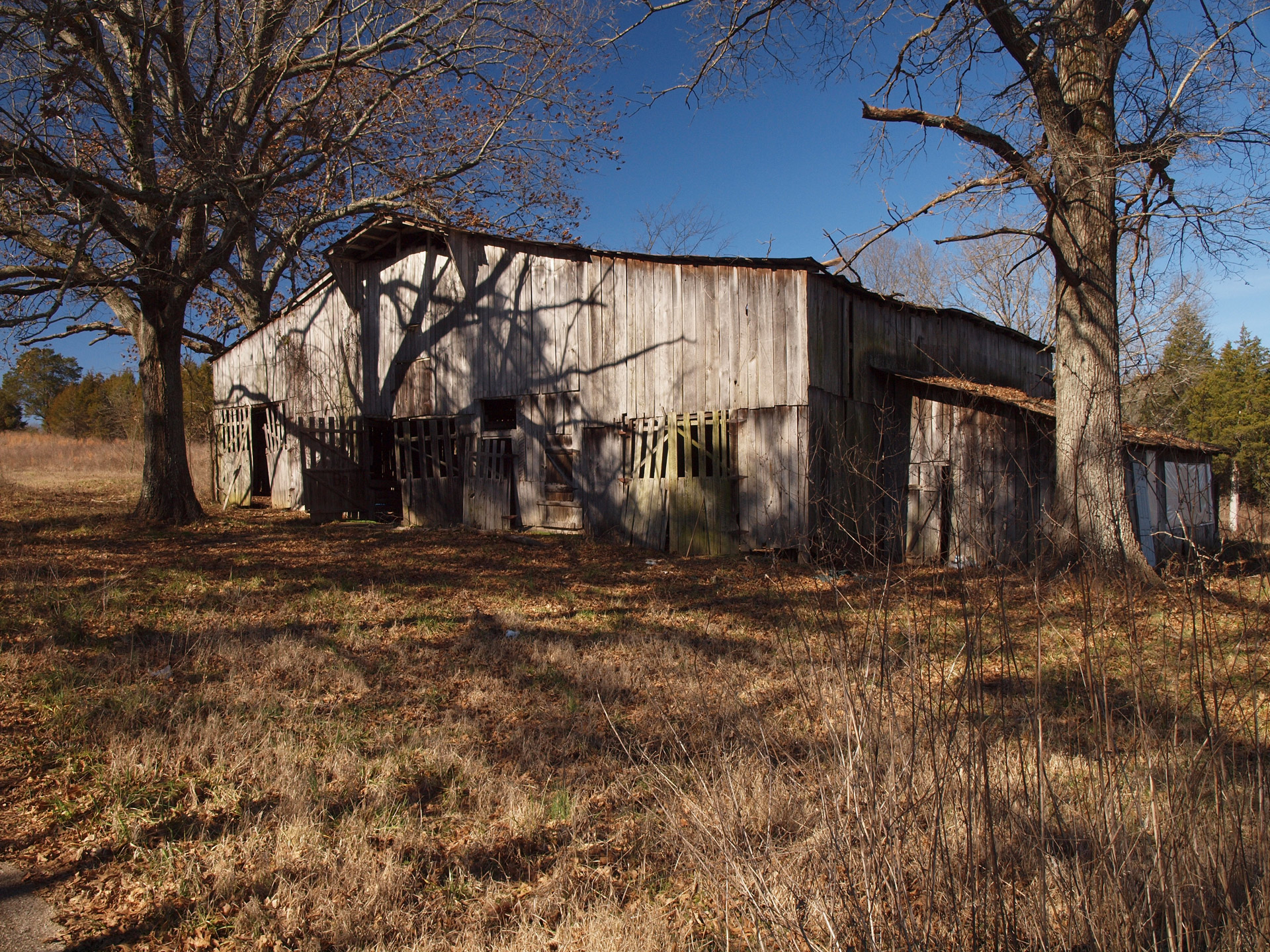 barn wood old free photo