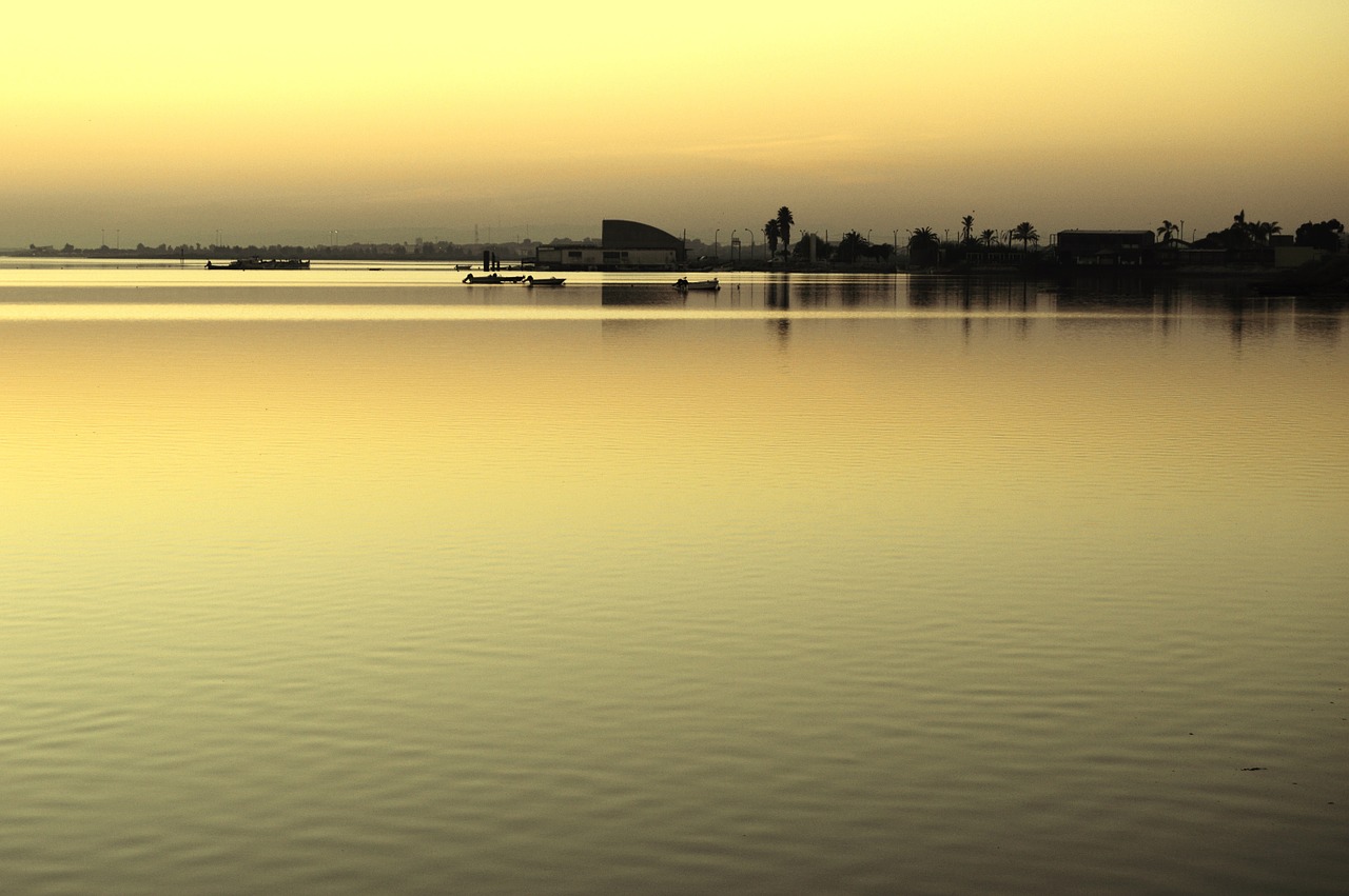 last light end of afternoon rio free photo