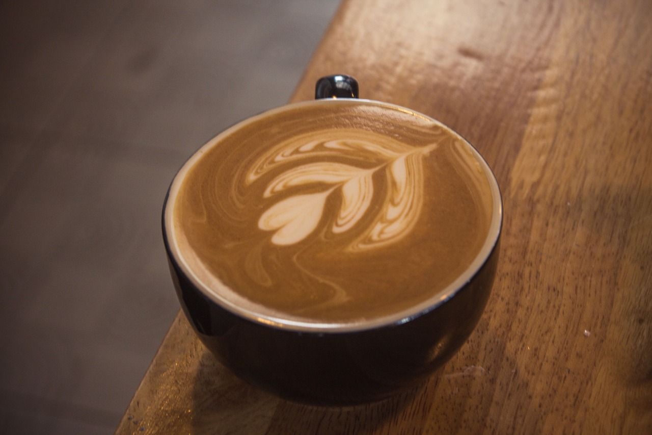 latte art  coffee  coffee mug free photo