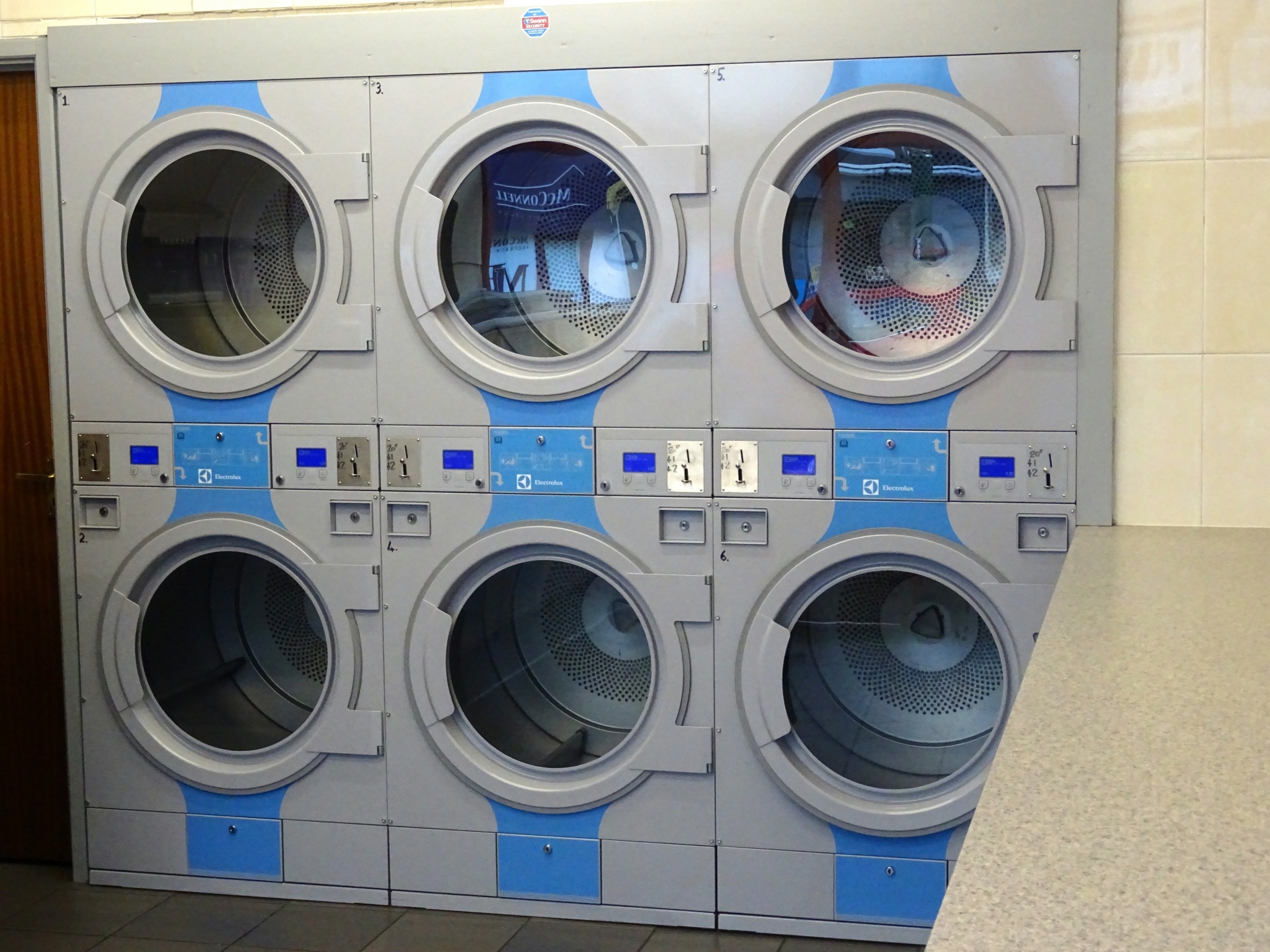 laundrette laundromat laundromats free photo