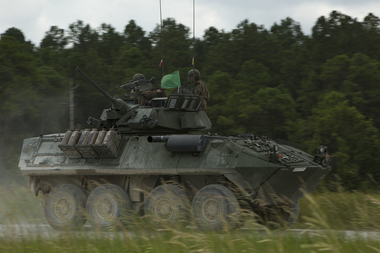 lav-25 armored vehicle apc free photo