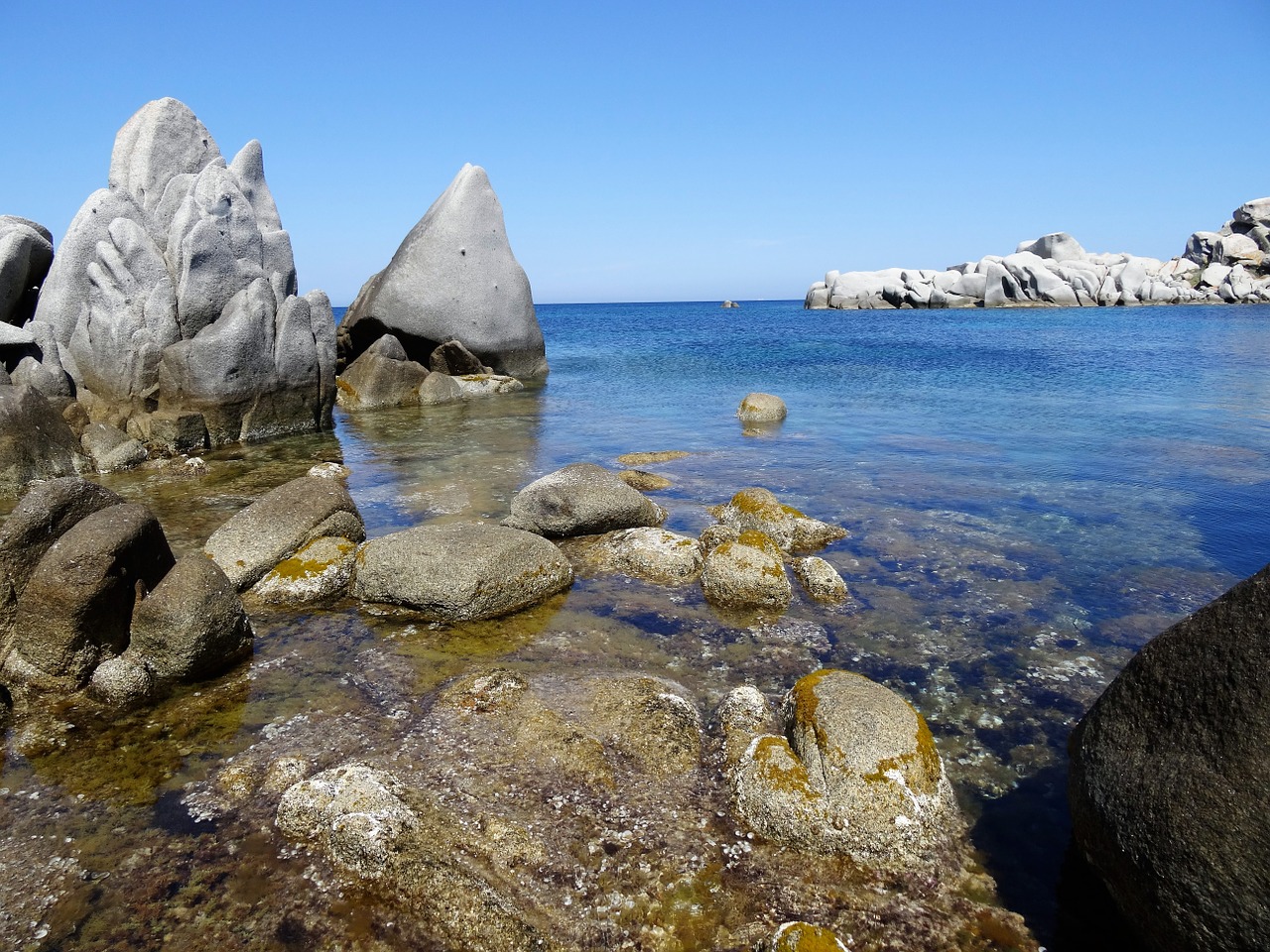 lavezzi islands corsican seaside free photo