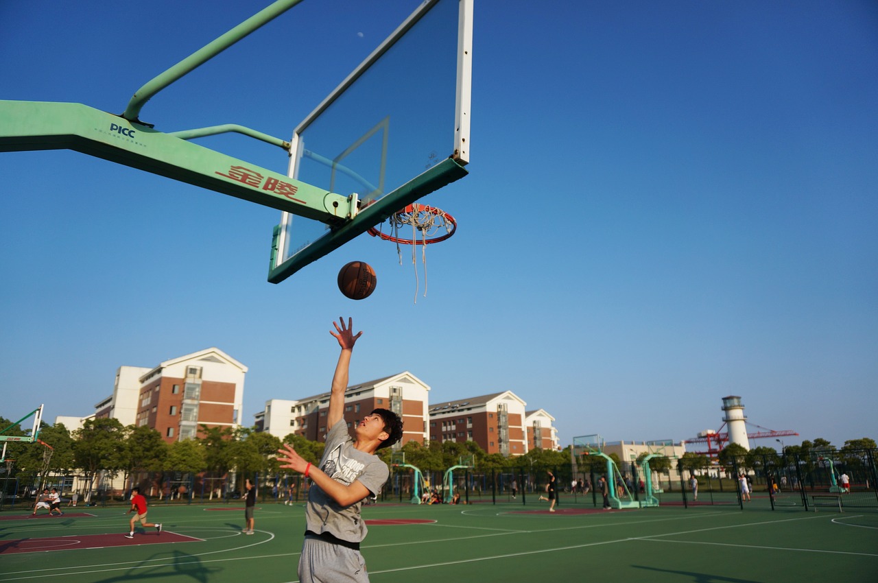 layup basketball dunk free photo