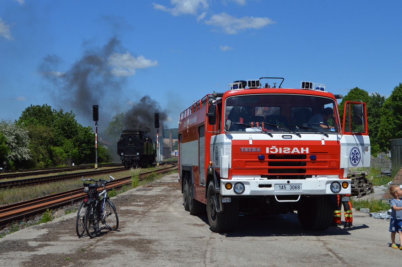 lázně bělohrad station steam locomotive free photo