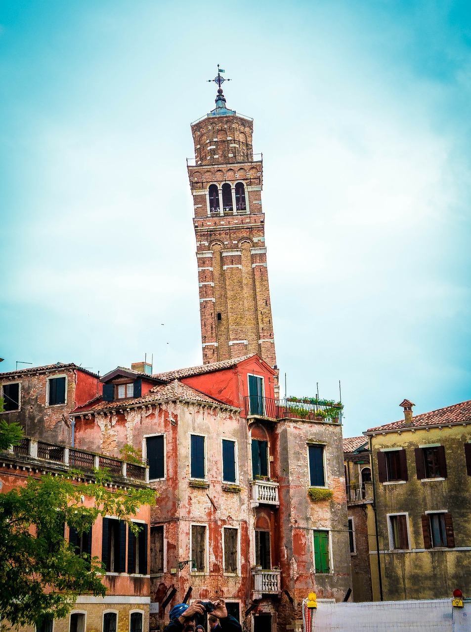 leaning building church leaning tower free photo