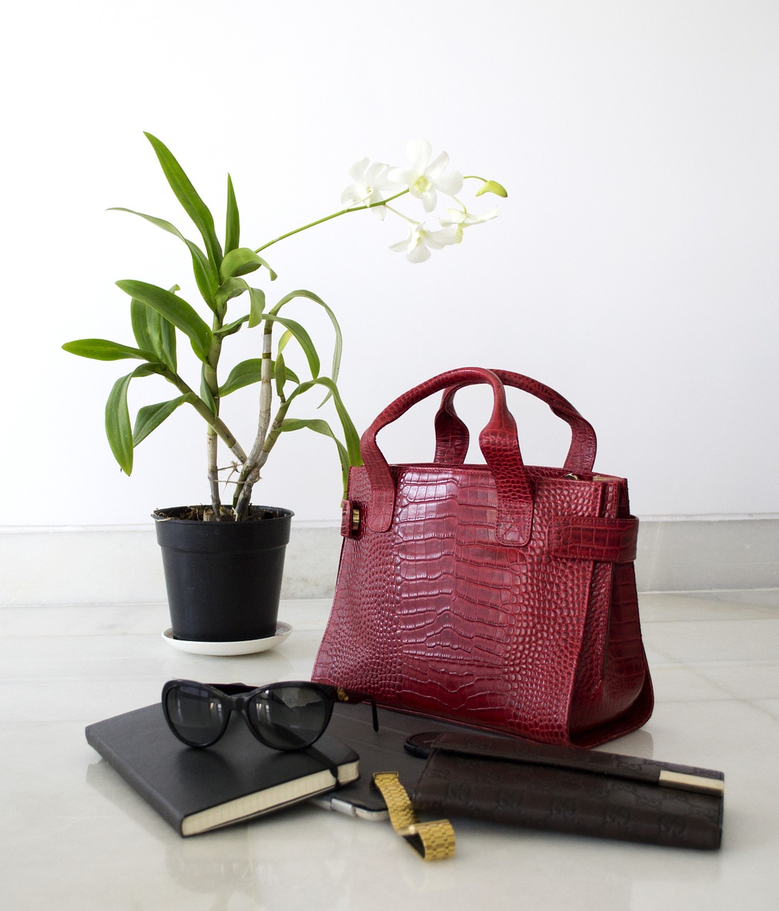 leather lifestyle handbag free photo