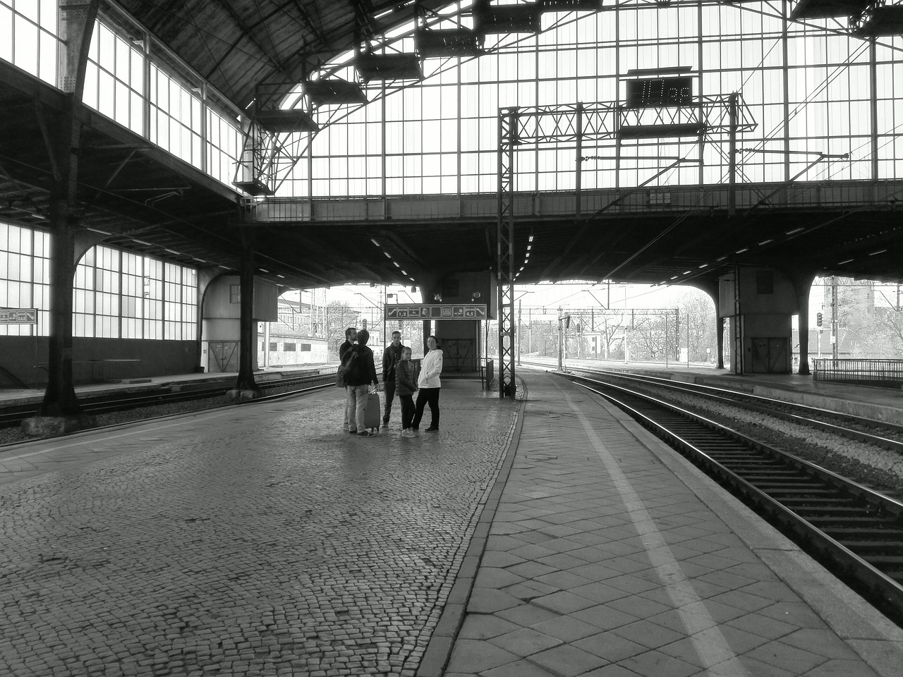 legnica railway station pkp1 free photo