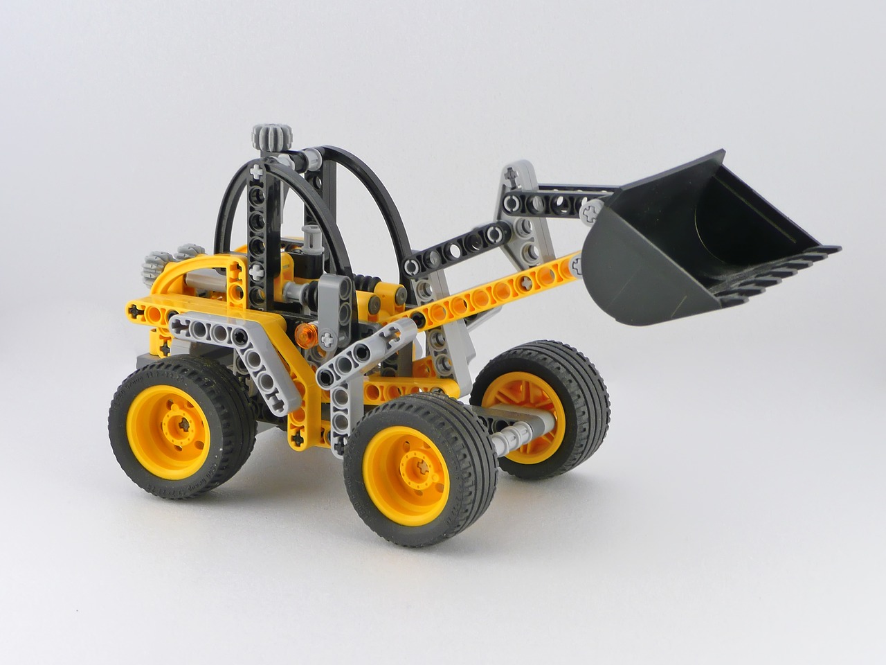 lego constructor tractor free photo
