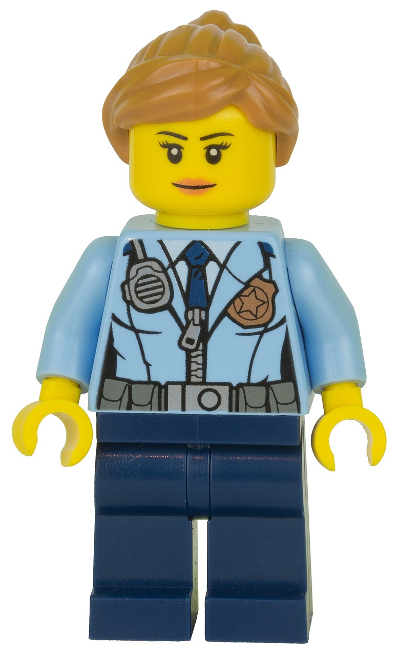 lego figurine police free photo