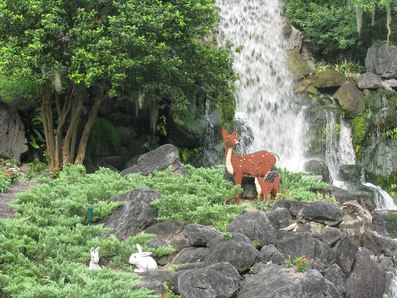 legoland florida brick free photo