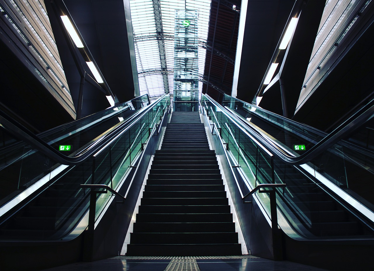 leipzig s-bahn high-tech free photo