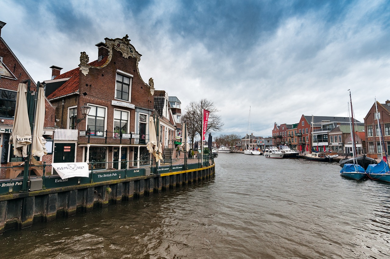 lemmer port netherlands free photo