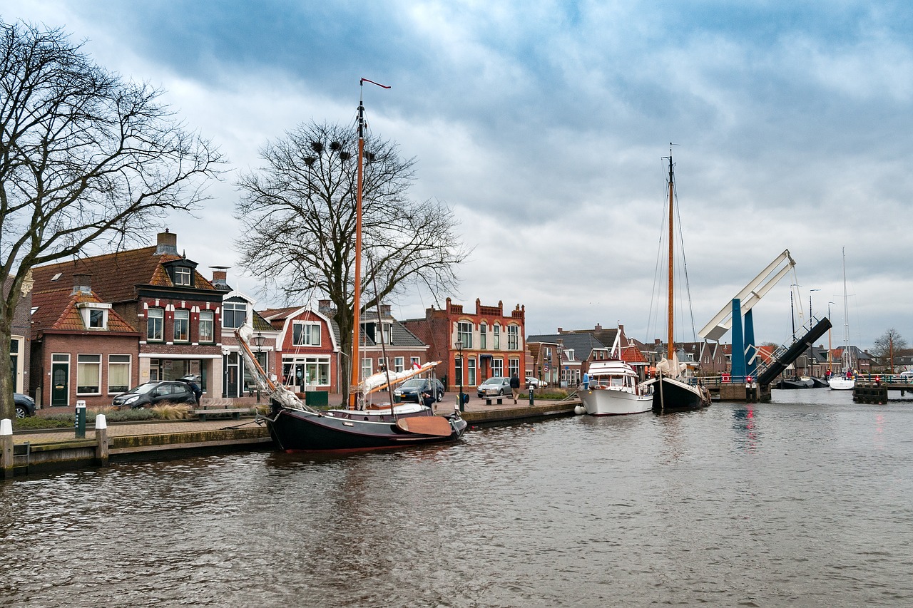 lemmer port netherlands free photo