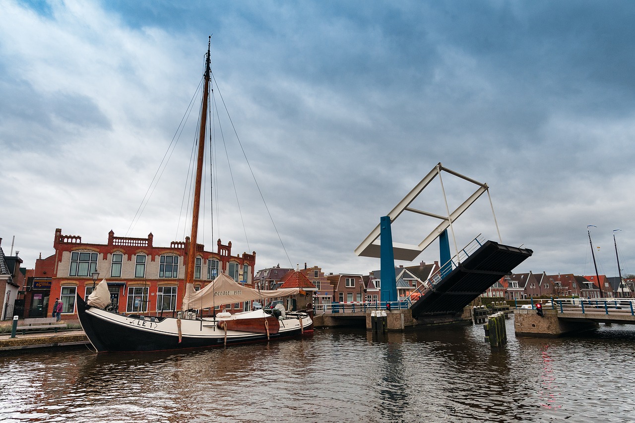 lemmer port netherlands free photo