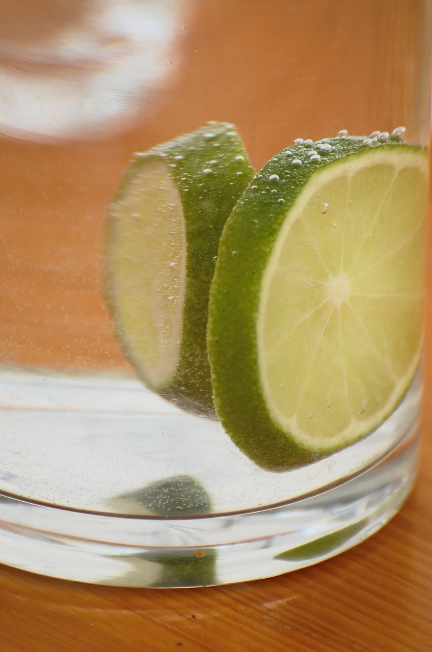 lemon glass mineral water free photo