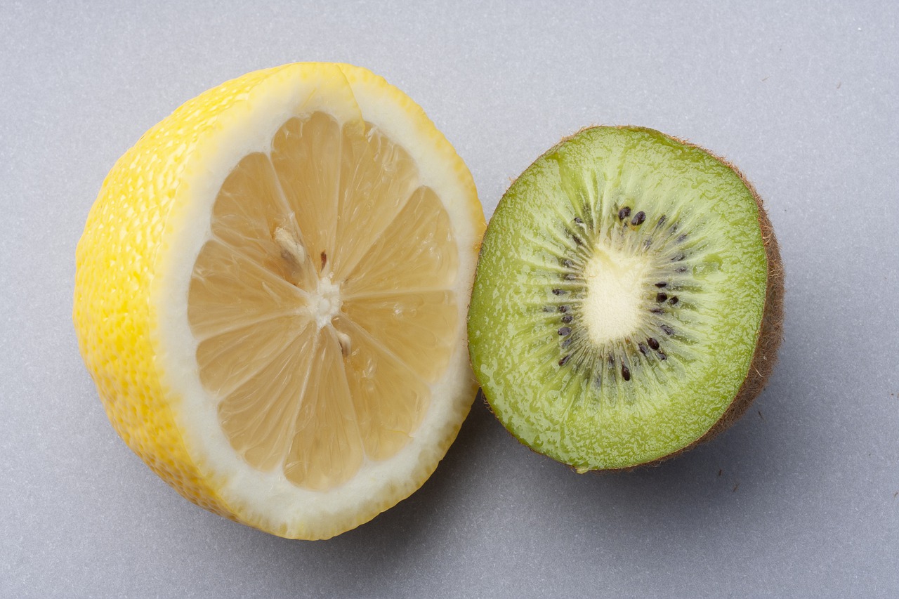lemon  kiwi  fresh free photo