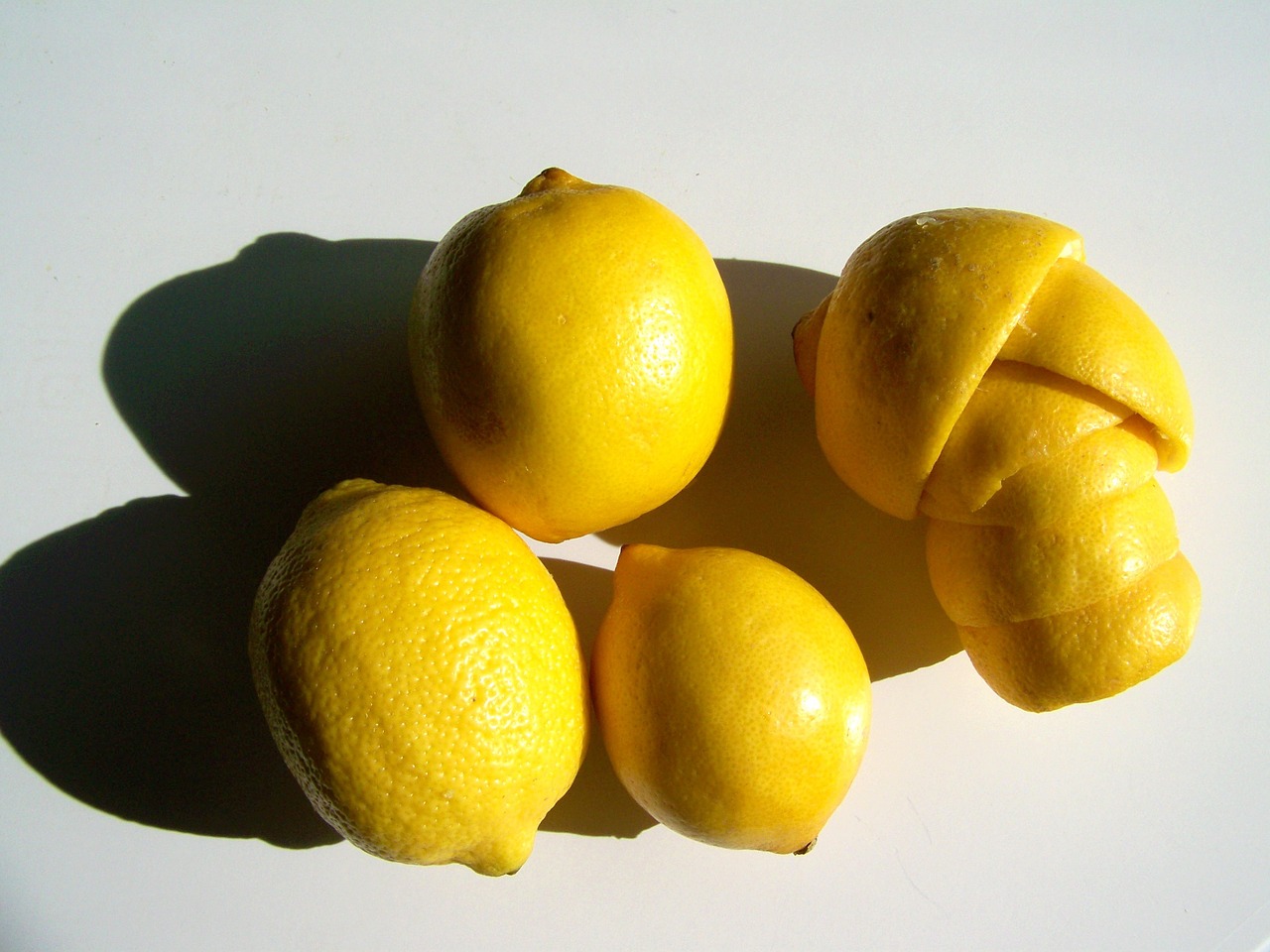 lemon fruit yellow free photo