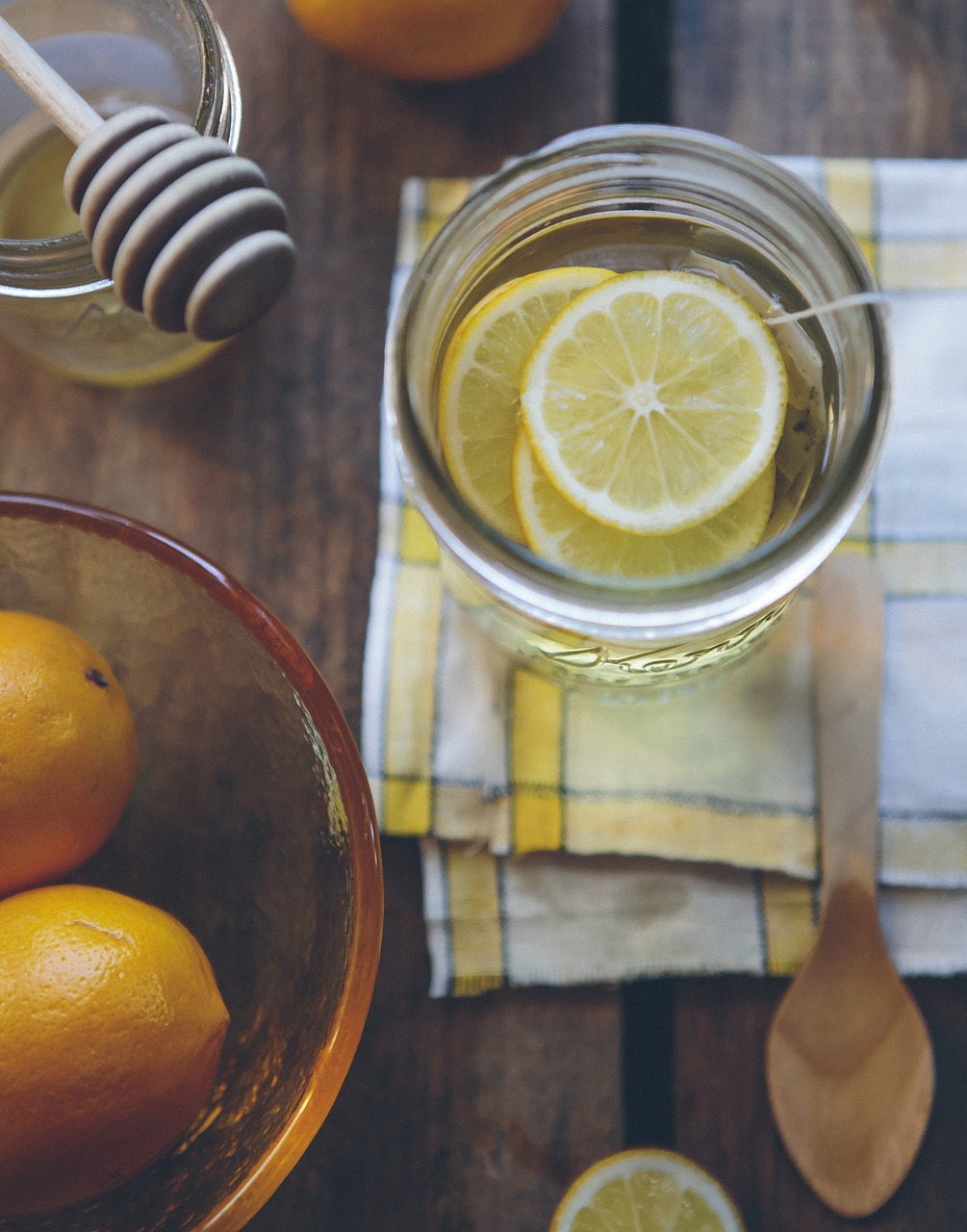 lemons kitchen preparation free photo