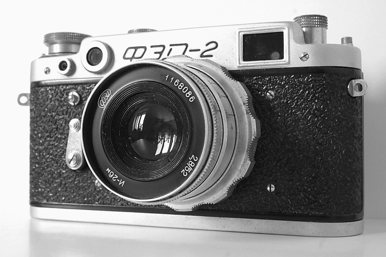 lens camera viewfinder free photo