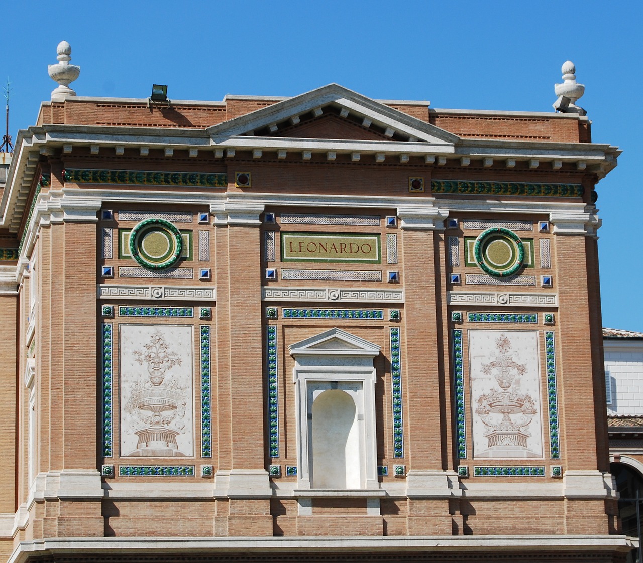 leonardo palazzo vatican museums free photo