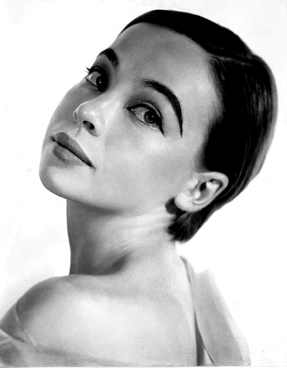 leslie caron actress vintage free photo