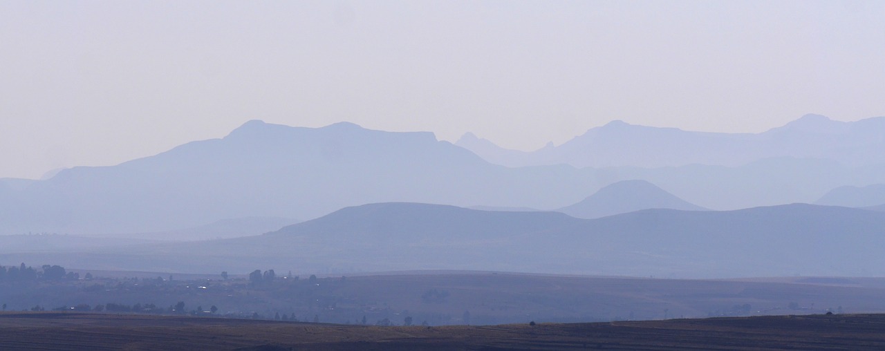 lesotho morgenstimmung landscape free photo