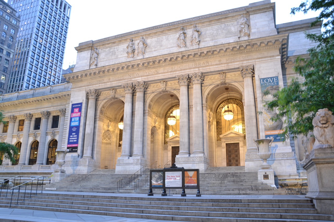 library  nyc  manhattan free photo