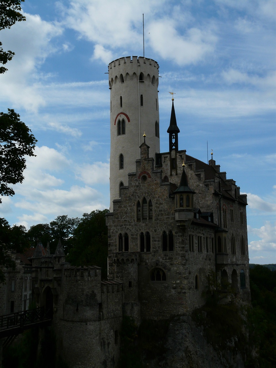 lichtenstein castle knight's castle free photo