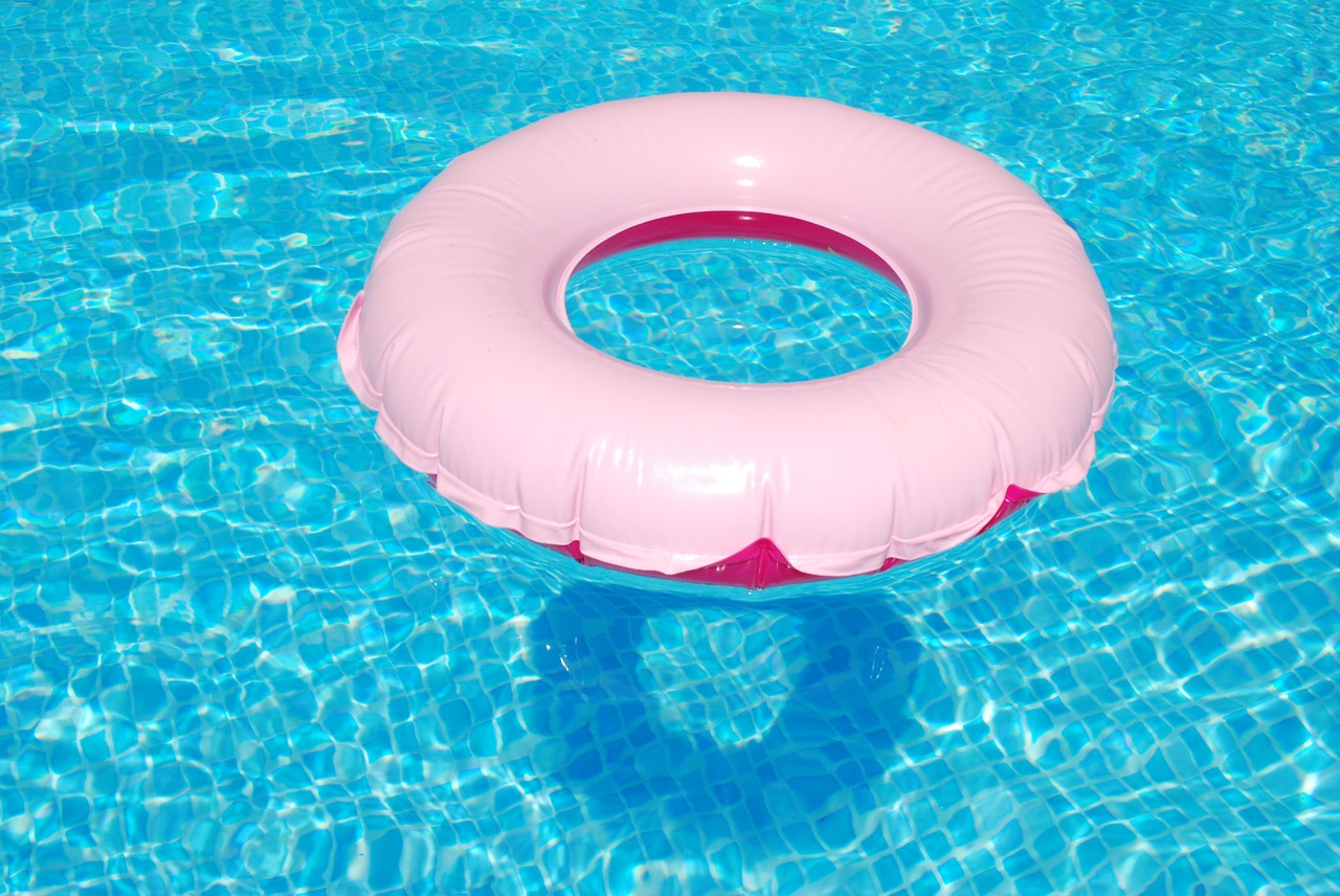 life saver pool flotation free photo