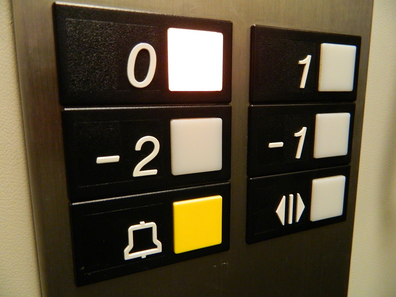 lift elevator buttons free photo