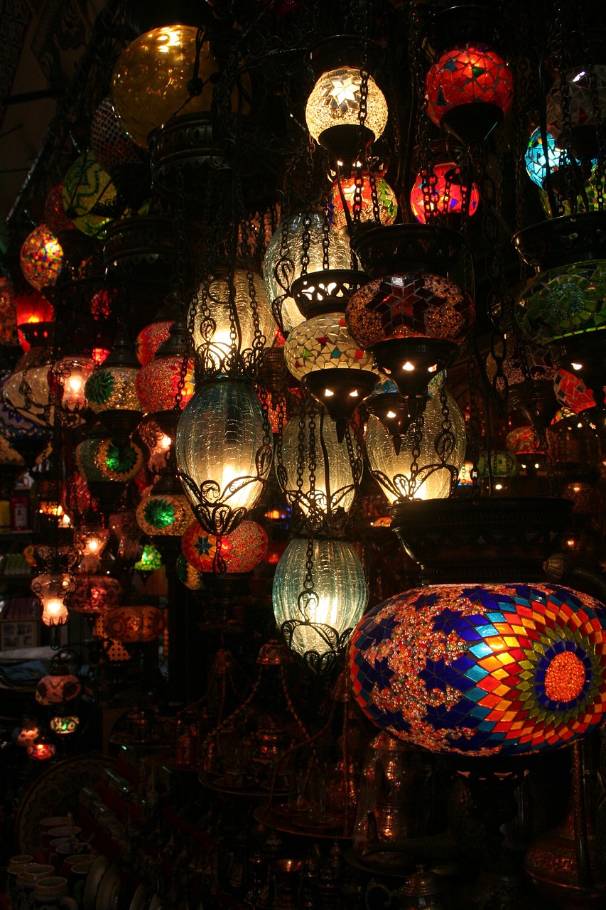 light big bazaar dark free photo