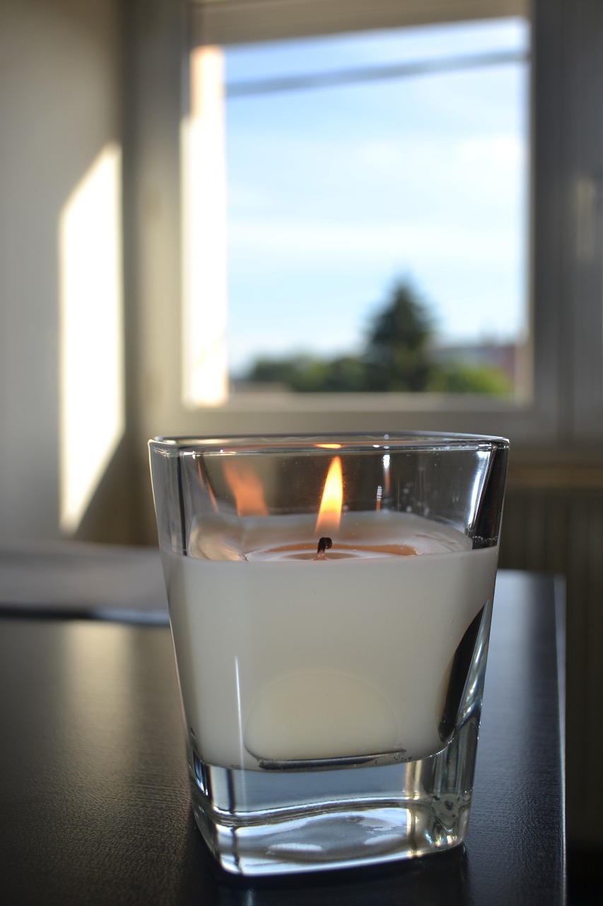 light candela day free photo