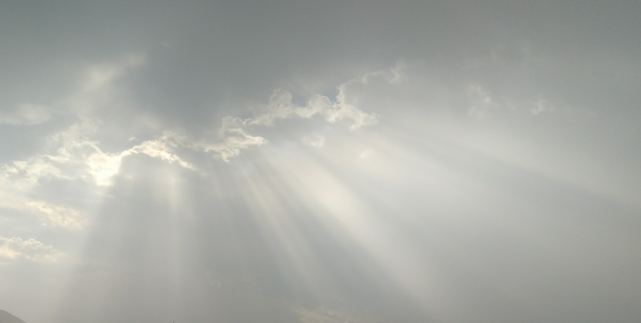 light beam  cloud  sky free photo