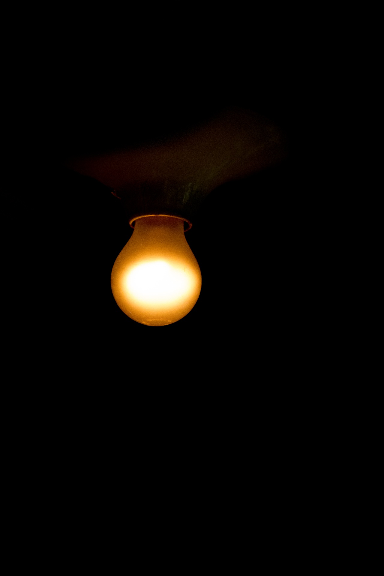 light bulb break free photo