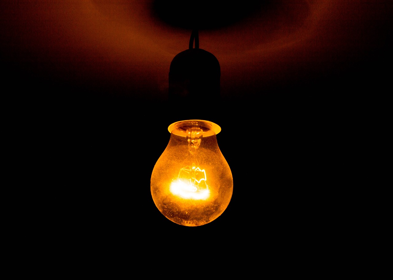 light bulb lighting hanging free photo
