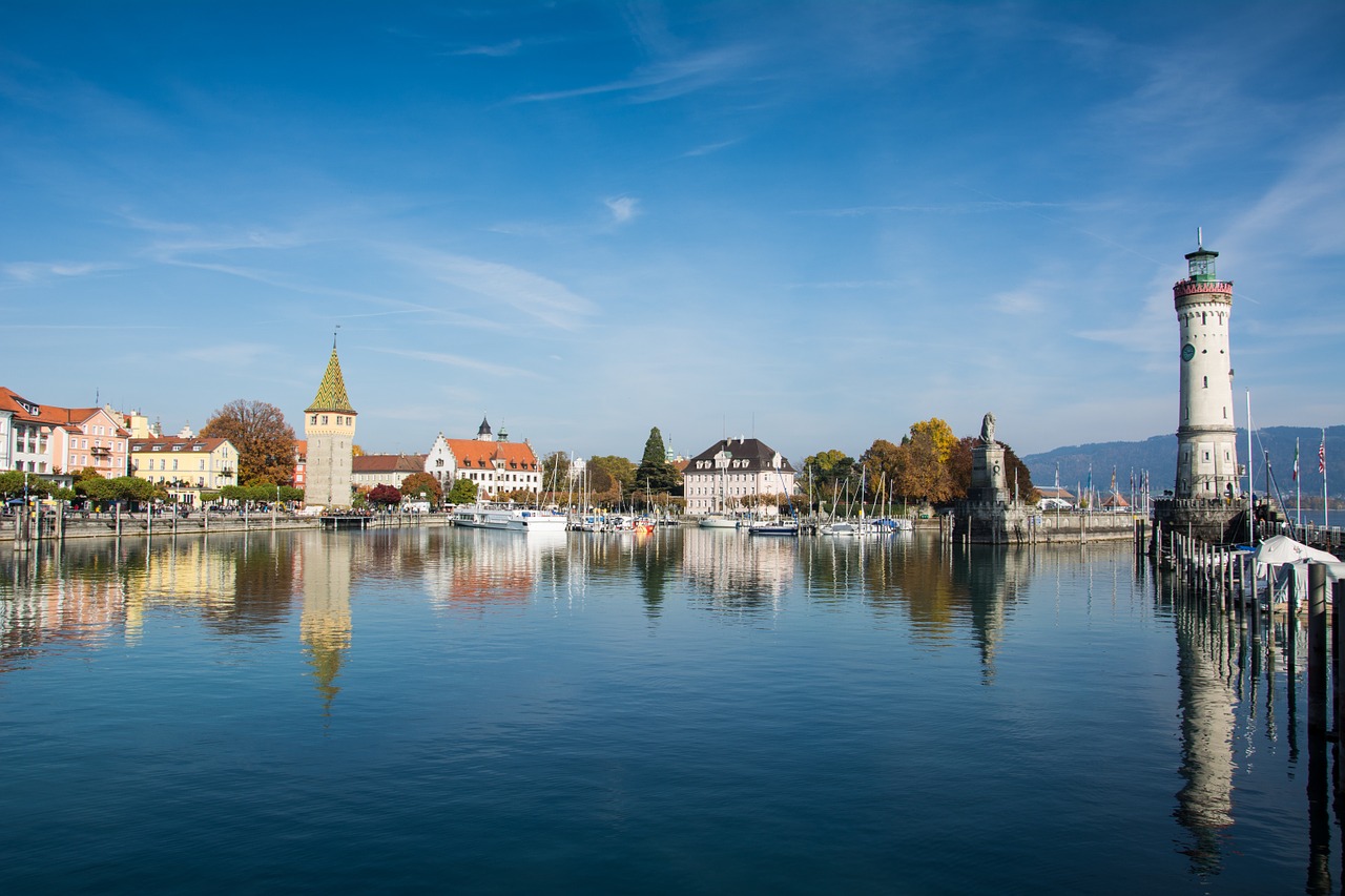 lighthouse lindau lake constance free photo