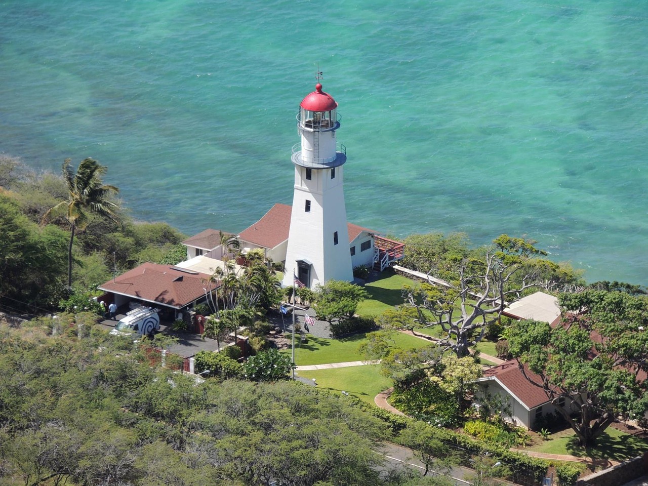 lighthouse hawaii ocean free photo