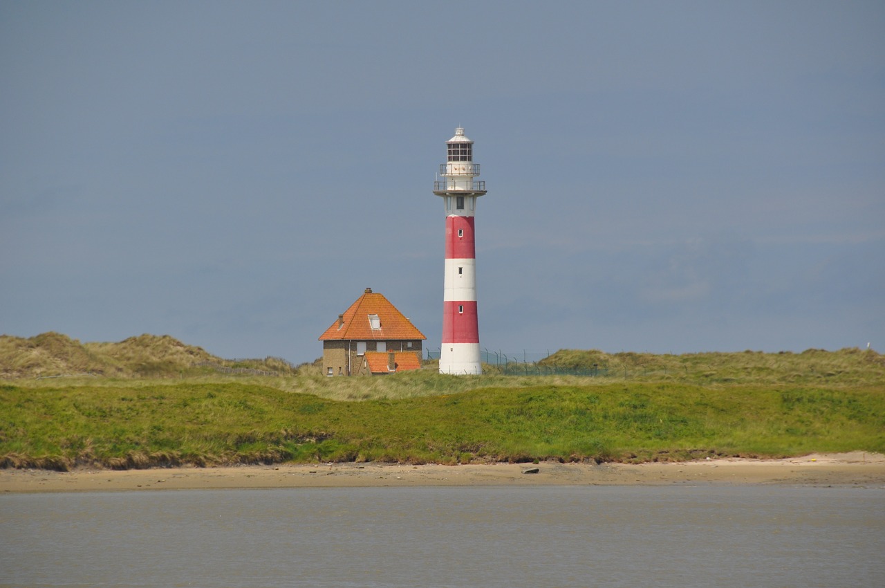 lighthouse sea dune free photo