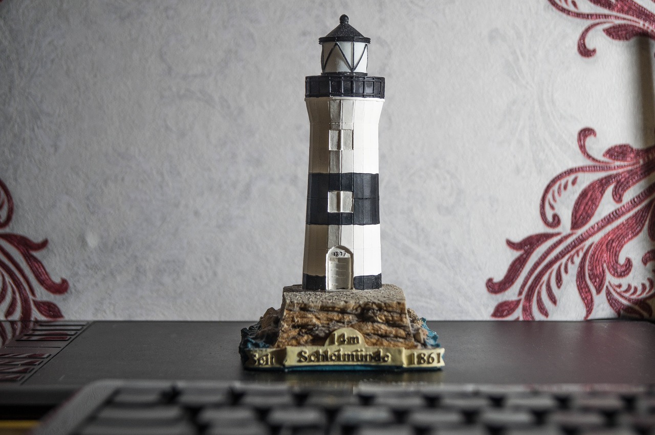 lighthouse approximately model free photo