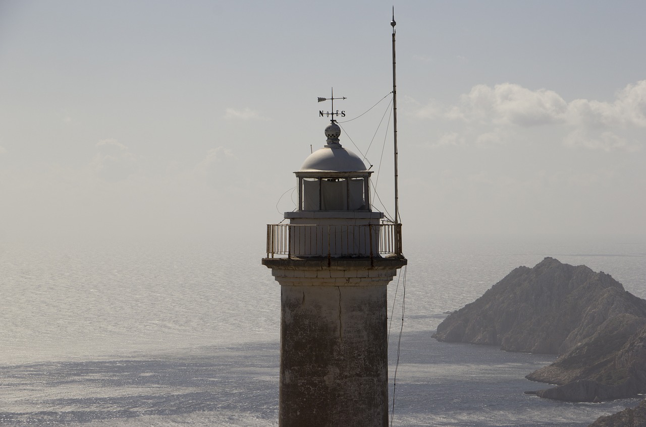 lighthouse sea ocean free photo