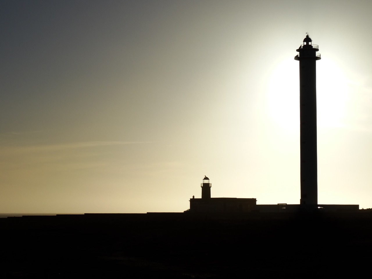 lighthouse sea semaphore free photo