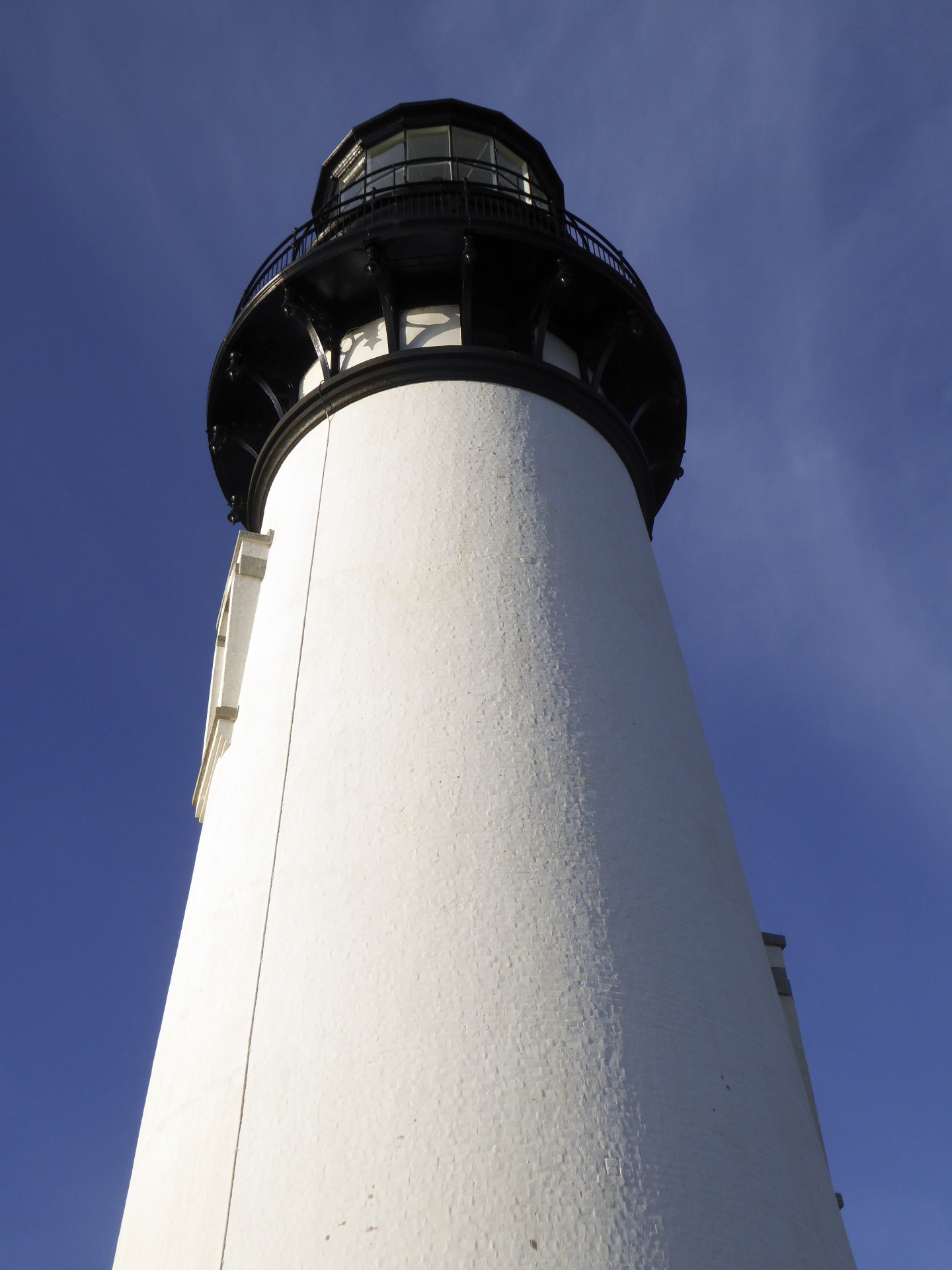 lighthouse building architecture free photo