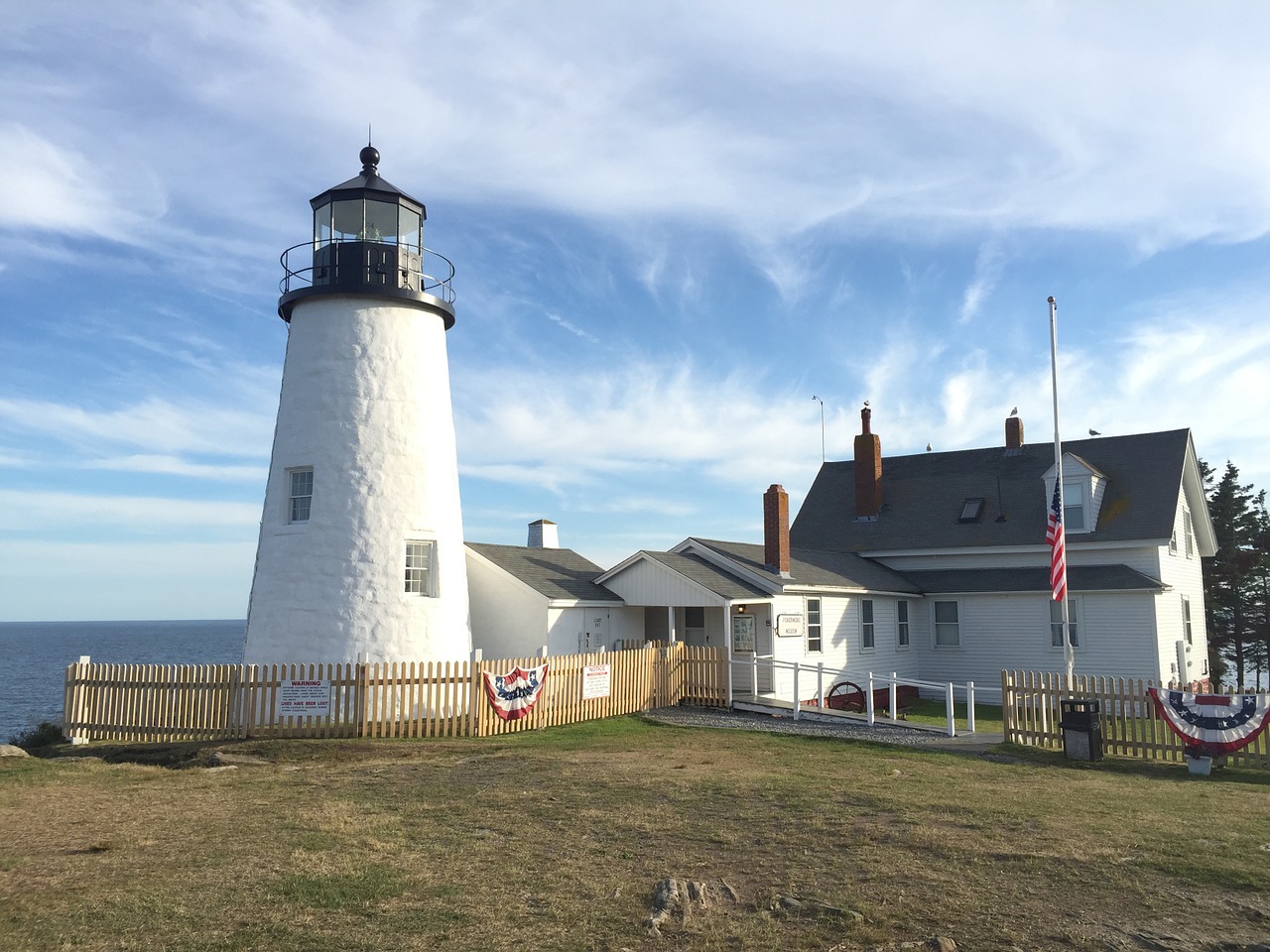 lighthouse ocean sea free photo