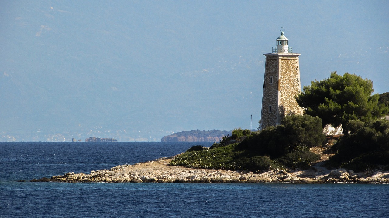 lighthouse pelio peninsula free photo