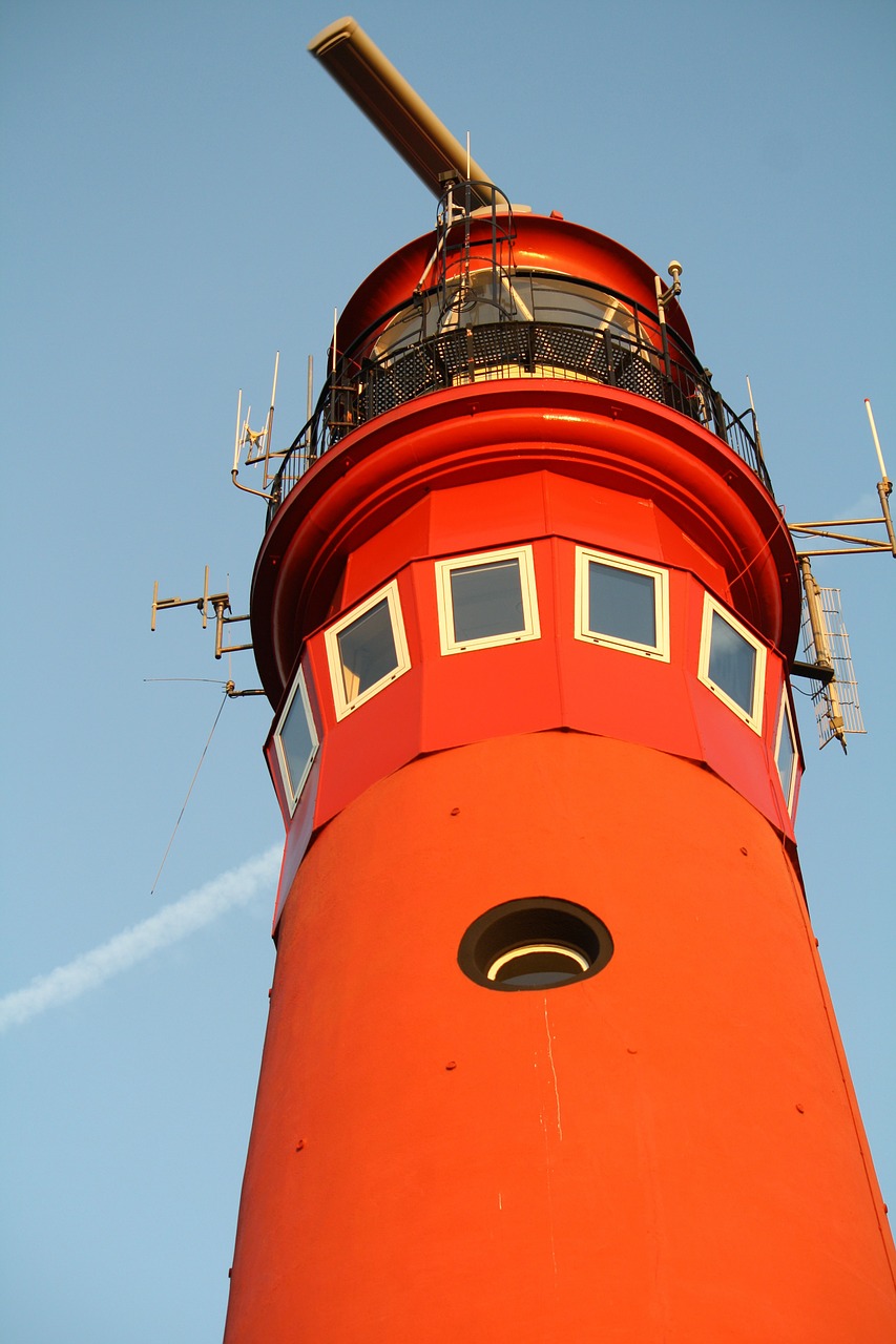 lighthouse red schiermonnigkoog free photo