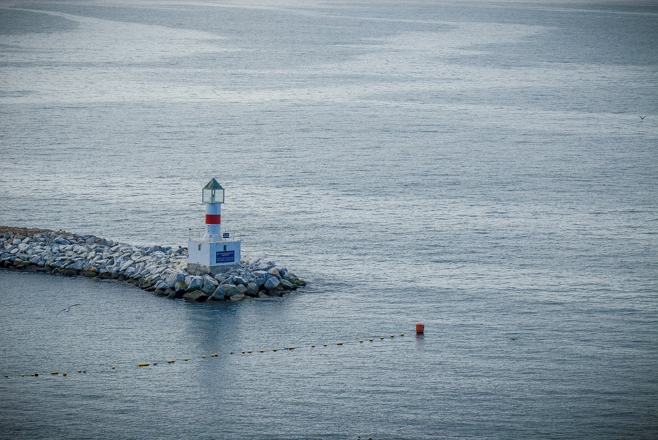 lighthouse sea ocean free photo