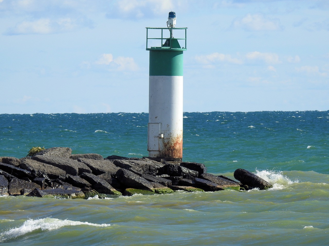 lighthouse siren point lake ontario free photo