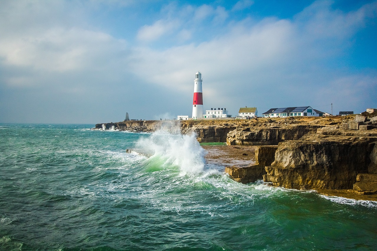 lighthouse ocean waves free photo