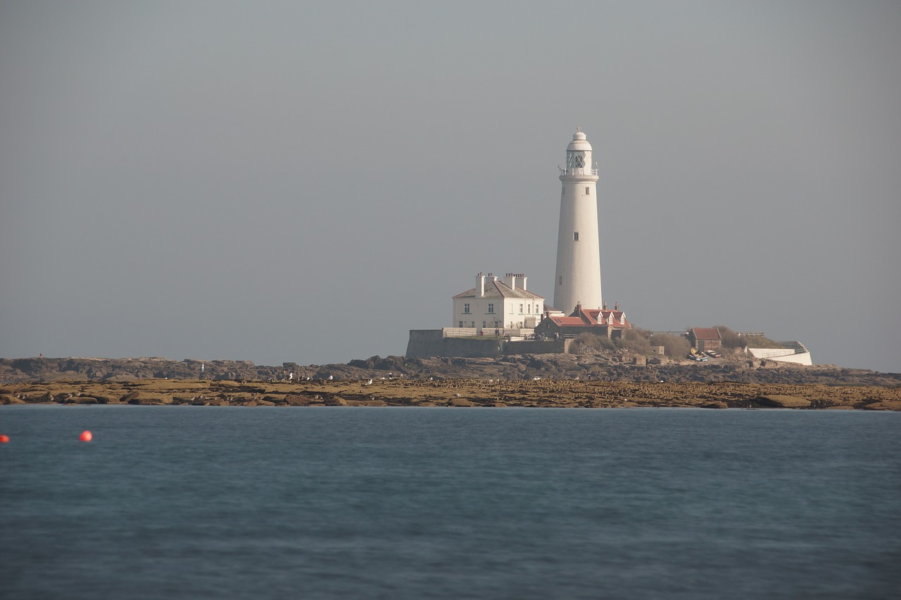 lighthouse st marys lighthouse whitley bay free photo